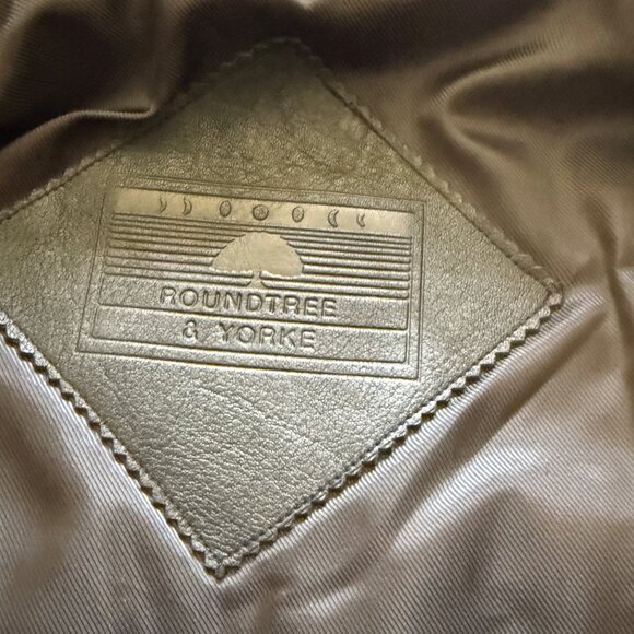 Roundtree & Yorke Mens Black Faux Leather Jacket Large With Stand Collar & Zip C - Picture 6 of 7